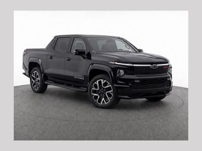 Used 2025 Chevrolet Silverado EV RST