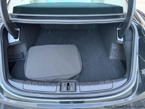 Used 2022 Porsche Taycan image 32