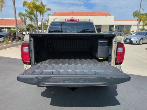 Used 2024 GMC Canyon AT4 w/ LPO, Skid Plate Package AWD/4WD image 31