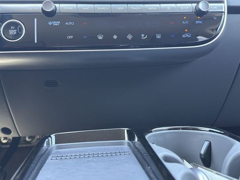 New 2026 Hyundai Ioniq 5 SE AWD/4WD image 24