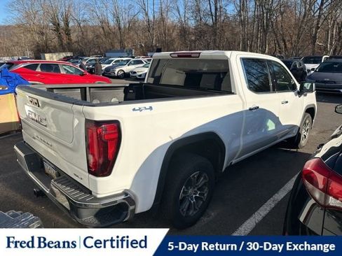 Used 2025 GMC Sierra 1500 SLT image 13
