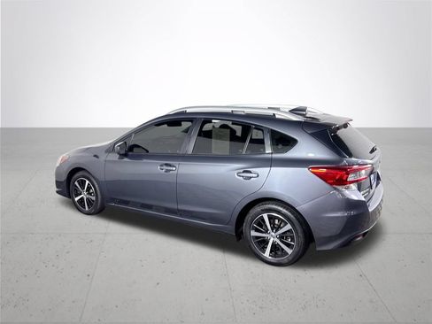 Certified 2022 Subaru Impreza 2.0i Premium AWD/4WD image 9