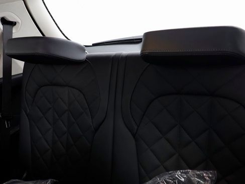 New 2026 BMW X7 xDrive40i AWD/4WD image 15