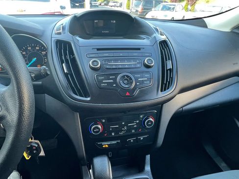 Used 2018 Ford Escape SE FWD image 22
