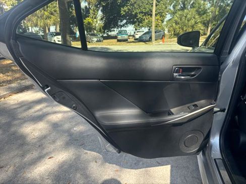 Used 2016 Lexus IS 200t image 17