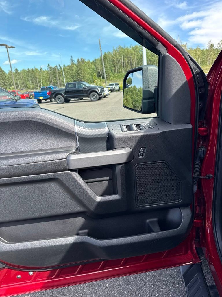 Used 2018 Ford F150 XLT w/ Equipment Group 302A Luxury AWD/4WD image 29
