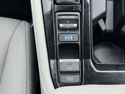 Certified 2025 Honda Accord Touring image 16