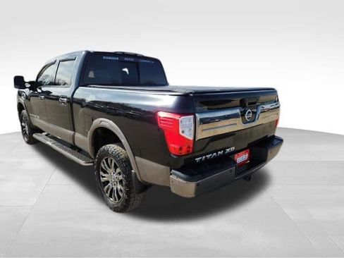 Used 2016 Nissan Titan Platinum Reserve image 5