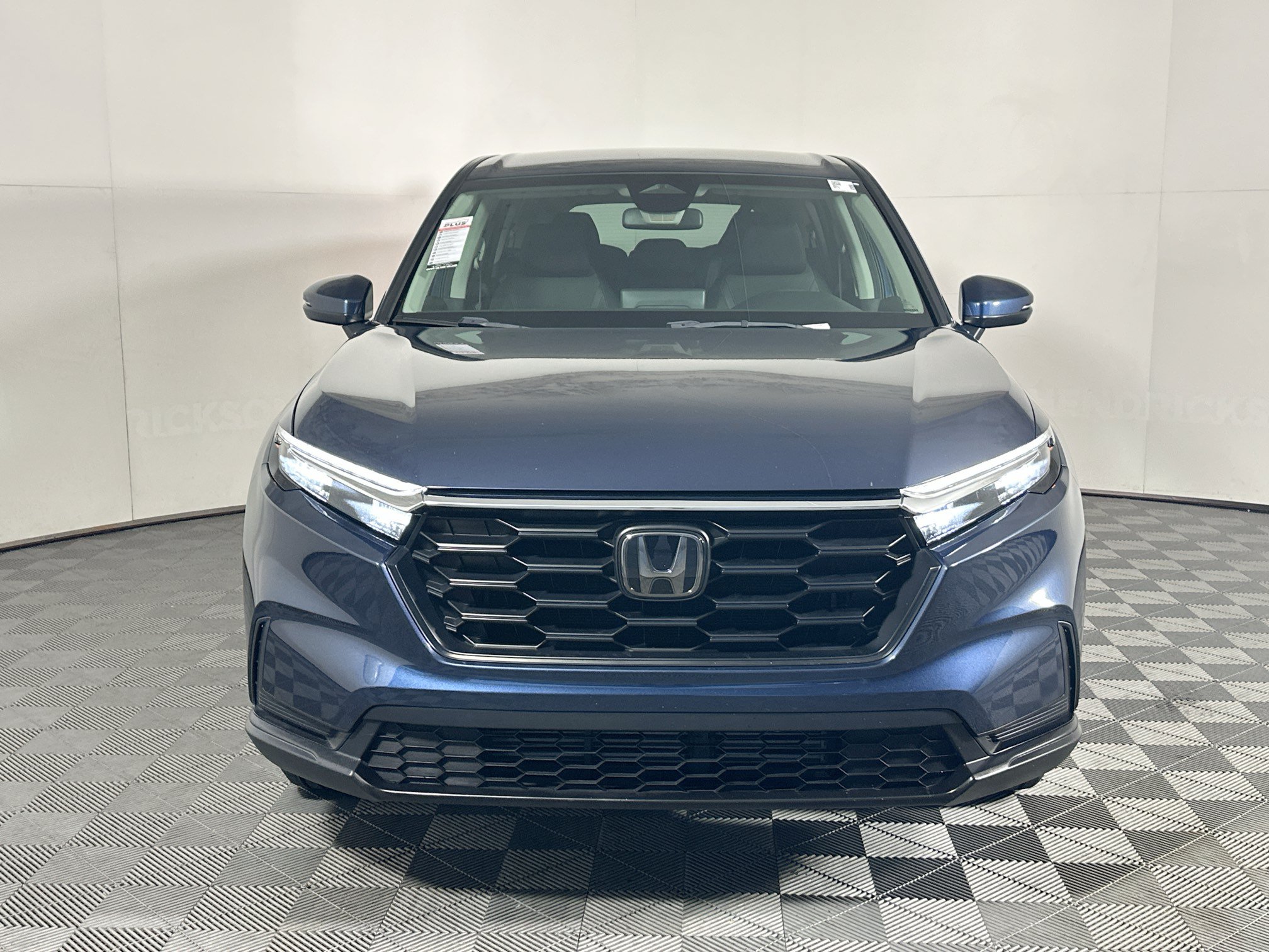 Used 2025 Honda CR-V LX image 8