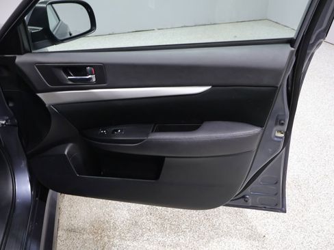 Used 2014 Subaru Legacy 2.5i Premium image 22