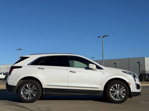 Used 2020 Cadillac XT5 Premium Luxury image 8