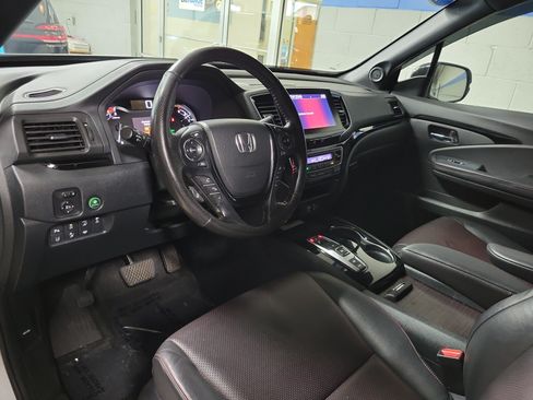 Used 2023 Honda Ridgeline Black Edition image 10