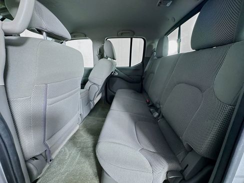 Used 2014 Nissan Frontier SV w/ SV Value Truck Package image 23