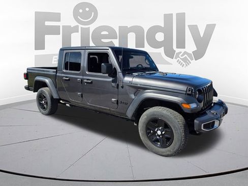 Used 2023 Jeep Gladiator Sport AWD/4WD image 3
