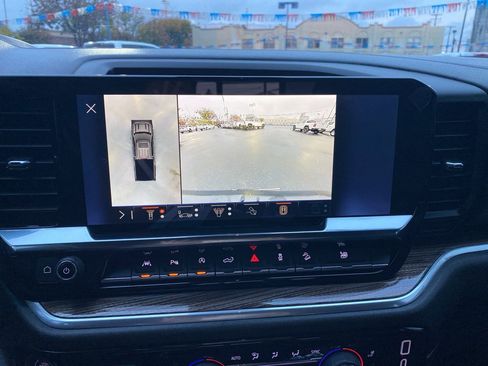 Used 2025 Chevrolet Silverado 1500 LT Trail Boss w/ Convenience Package II image 28