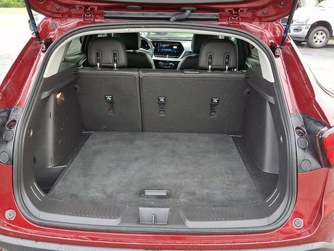 Used 2025 Chevrolet Trax LT FWD image 28