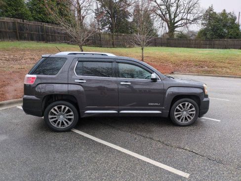 Used 2016 GMC Terrain Denali w/ Cargo Package image 5