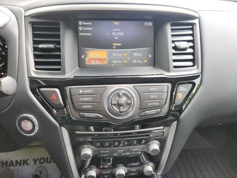Used 2020 Nissan Pathfinder SV AWD/4WD image 11