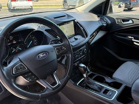 Used 2018 Ford Escape SE w/ SE Sport Appearance Package AWD/4WD image 24