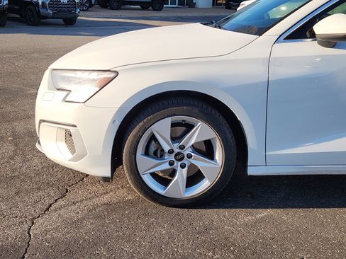 Used 2023 Audi A3 2.0T Premium Plus w/ Premium Plus Package image 9