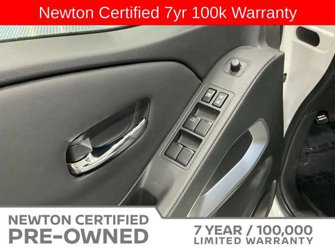 Used 2023 Nissan Frontier SV w/ Technology Package AWD/4WD image 36