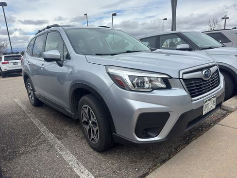 Used 2020 Subaru Forester Premium w/ Popular Package #1 image 2