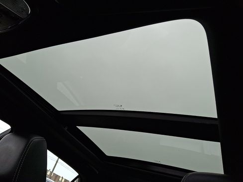 Used 2023 Chrysler 300 S w/ Comfort Group image 14