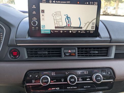 Used 2025 Honda Pilot Elite image 19