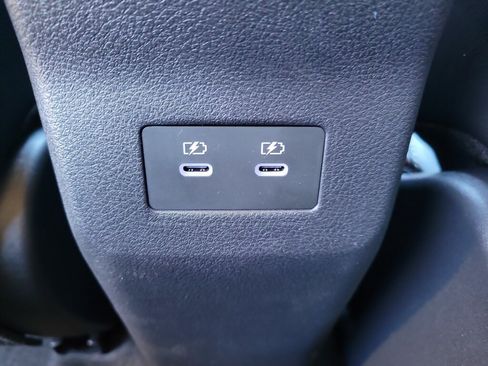 New 2026 Nissan Kicks SR w/ Cold Weather Package FWD image 16