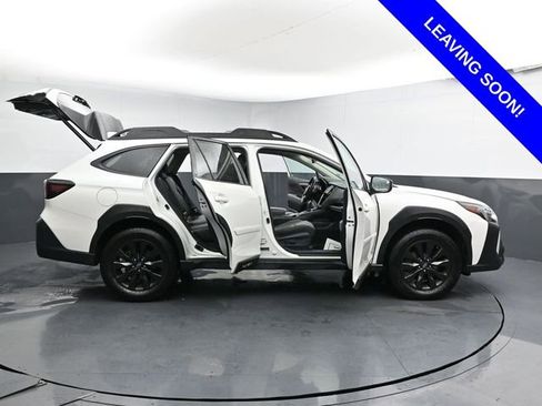 Used 2025 Subaru Outback Onyx Edition XT AWD/4WD image 38