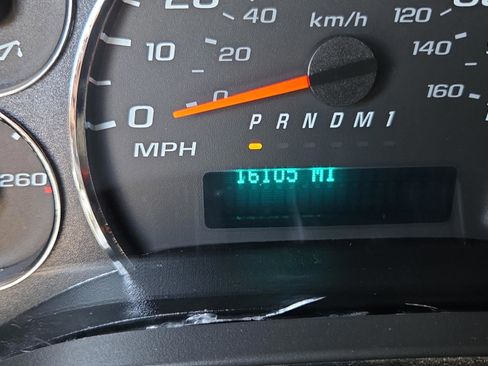 Used 2024 GMC Savana 2500 w/ Driver Convenience Package RWD image 30
