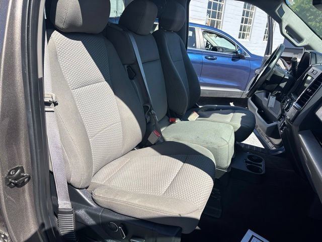 Used 2018 Ford F150 XLT w/ Equipment Group 302A Luxury AWD/4WD image 10