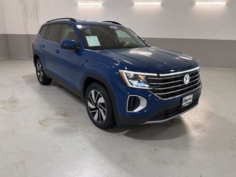 Certified 2026 Volkswagen Atlas SE AWD/4WD image 4