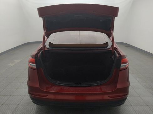 Used 2019 Ford Fusion SE image 29