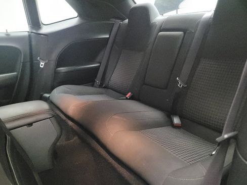 Used 2019 Dodge Challenger SXT RWD image 18