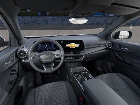 New 2026 Chevrolet Equinox LT FWD image 15