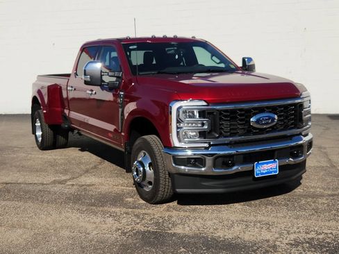 New 2026 Ford F350 King Ranch w/ Chrome Package AWD/4WD image 2