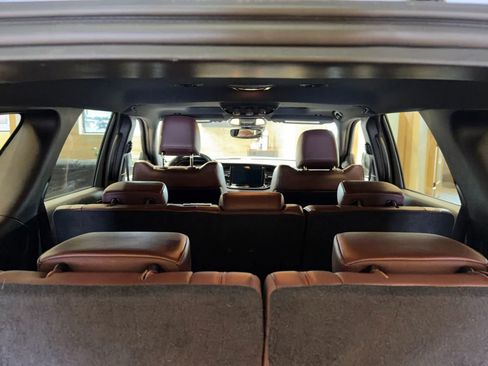 Used 2025 Dodge Durango R/T w/ Blacktop Package image 19