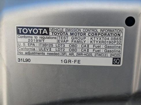 Used 2019 Toyota 4Runner SR5 Premium AWD/4WD image 25