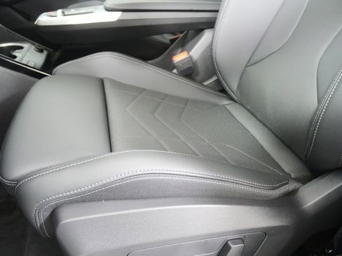 Used 2026 BMW X1 xDrive28i w/ Technology Package image 9