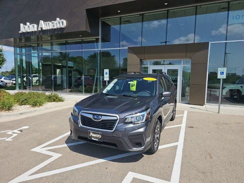Used 2020 Subaru Forester Premium w/ Popular Package #1 AWD/4WD image 1