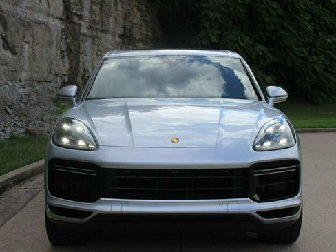 Used 2019 Porsche Cayenne Turbo AWD/4WD image 7