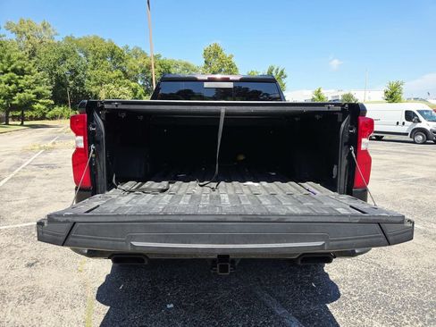 Used 2021 Chevrolet Silverado 1500 LT Trail Boss w/ LT Trail Boss Premium Package AWD/4WD image 16