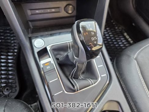 Used 2023 Volkswagen Taos SE FWD image 24