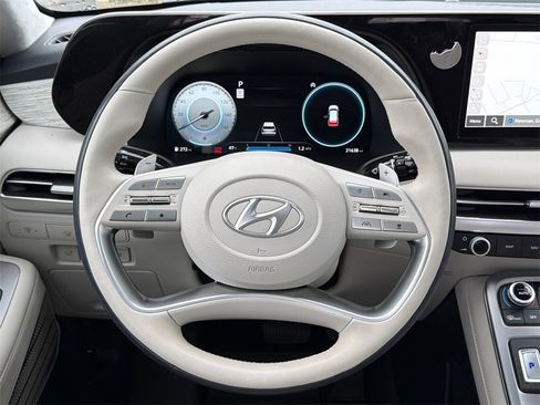 Used 2023 Hyundai Palisade Calligraphy w/ Winter Package image 24