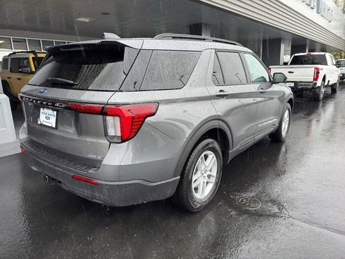 New 2026 Ford Explorer Active AWD/4WD image 4