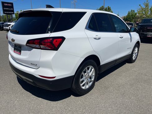 Used 2024 Chevrolet Equinox LT AWD/4WD image 5