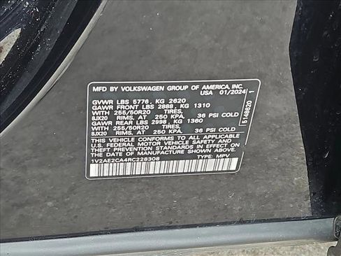 Used 2024 Volkswagen Atlas Cross Sport SEL R-Line image 25