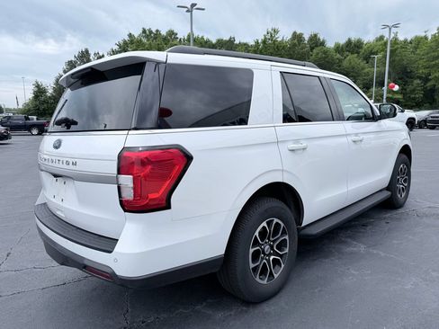 Used 2024 Ford Expedition XLT AWD/4WD image 6