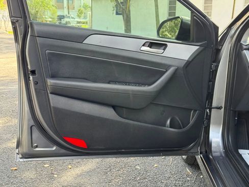 Used 2018 Hyundai Sonata SEL w/ Tech Package 02 image 10